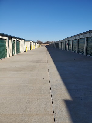 Diamond Self Storage Guthrie Image 3